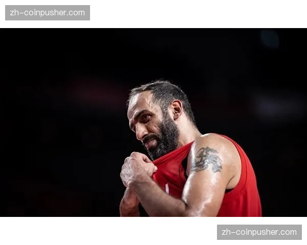 四川队卡迪姆赛19投6中得17分 进攻乏力难求一胜